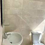 Hostel Me&you Tirana