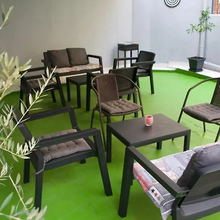 Me & 旅馆 地拉那