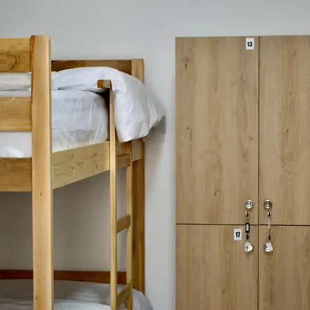 Me&you Hostel *